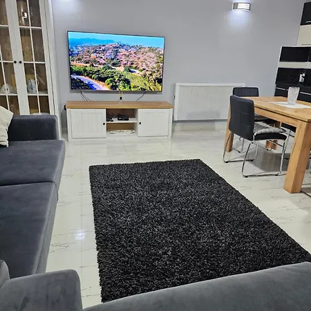 Edi 1 Center * Τίρανα